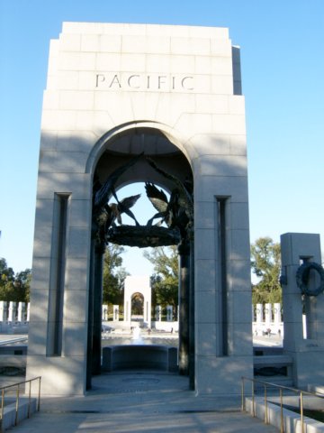 s1wwiimemorialwashmall2007.jpg